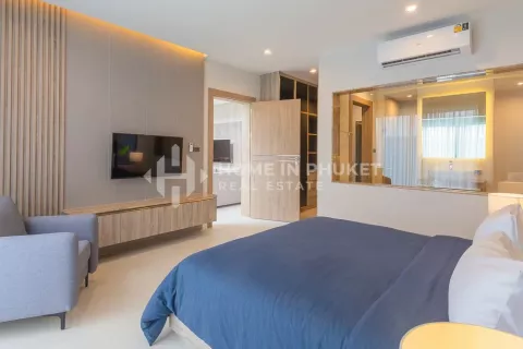 House in Phuket, Thailand 3 bedrooms № 130979 - photo 11