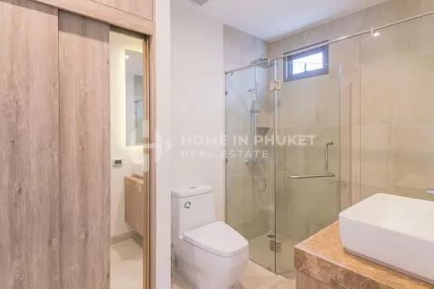 House in Phuket, Thailand 3 bedrooms № 130979 - photo 26