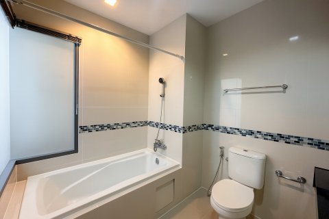 Condo à Bangkok, Thaïlande, 1 chambre № 104391 - photo 12