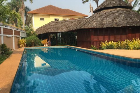 House in Chiang Mai, Thailand 5 bedrooms № 121839 - photo 5
