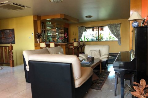 House in Chiang Mai, Thailand 5 bedrooms № 121839 - photo 17