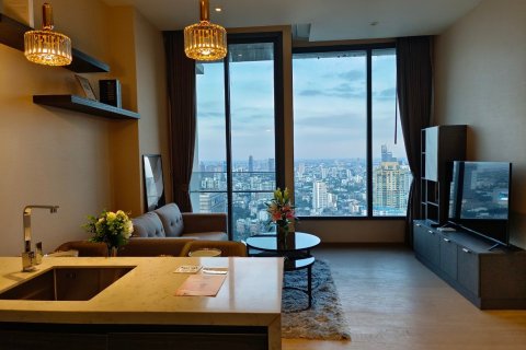 Condo in Bang Rak, Bangkok, Thailand, 3 bedrooms  № 123737 - photo 1