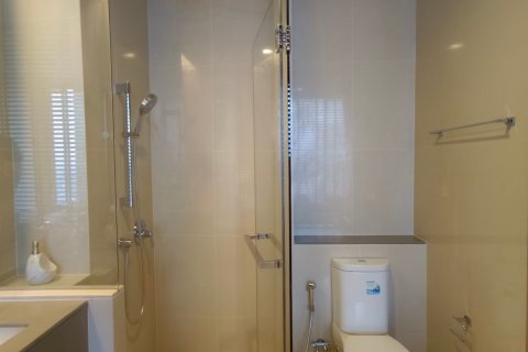 Condo in Bang Rak, Bangkok, Thailand, 3 bedrooms  № 123737 - photo 30