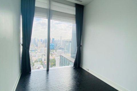 Condo in Bang Rak, Bangkok, Thailand, 3 bedrooms  № 123737 - photo 6