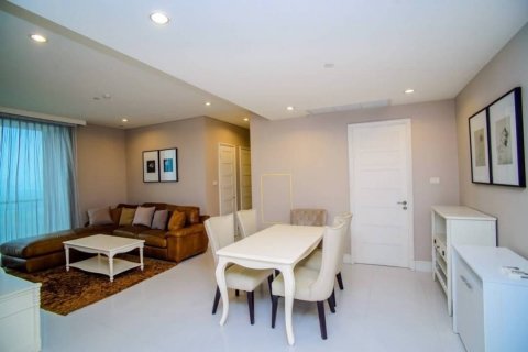 Condo in Khlong Toei, Bangkok, Thailand, 3 bedrooms  № 123734 - photo 7