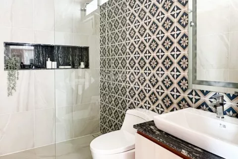 House in Phuket, Thailand 3 bedrooms № 131351 - photo 16