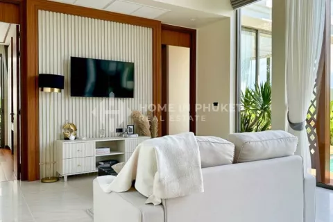 House in Phuket, Thailand 3 bedrooms № 131351 - photo 6