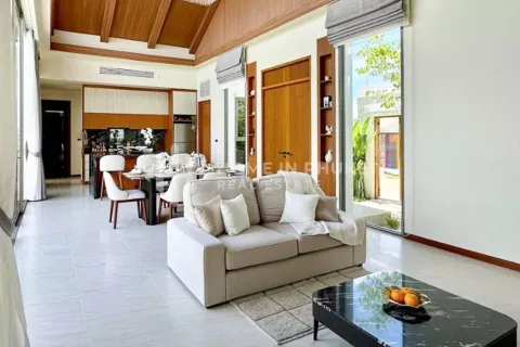 House in Phuket, Thailand 3 bedrooms № 131351 - photo 10