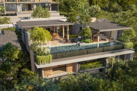 House in Phuket, Thailand 4 bedrooms № 131346 - photo 1