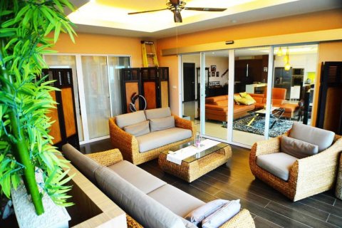 Кондоминиум с 2 спальнями в Паттайе, Таиланд № 85702 - фото 10