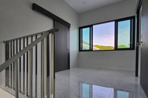 Villa in Rawai, Thailand 4 bedrooms № 124468 - photo 10