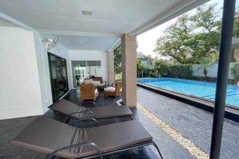 Вилла в Хуа Хине, Таиланд с 4 спальнями  № 124472 - фото 5