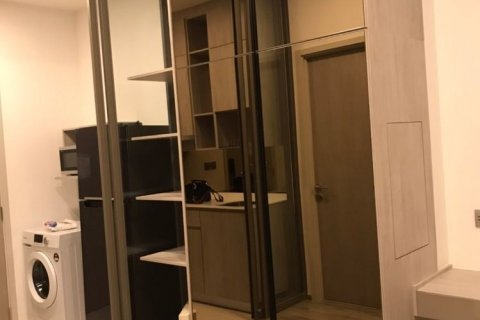 Studio in the Condo in Chatuchak, Bangkok, Thailand  № 142731 - photo 7