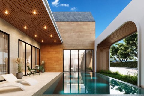 Villa in Pattaya, Thailand 4 bedrooms № 86800 - photo 1