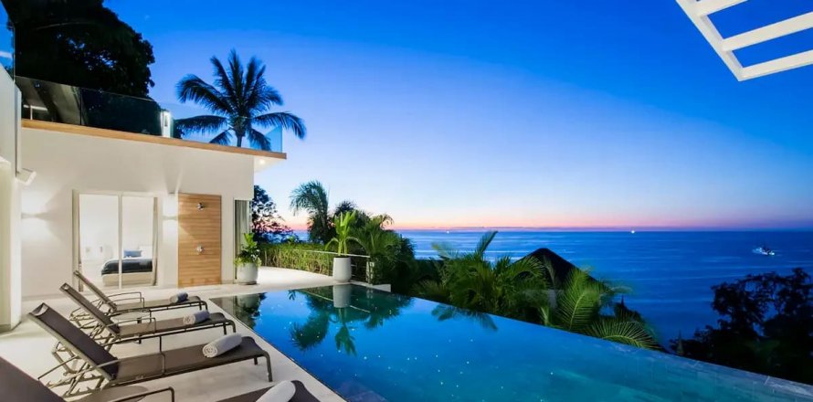 Villa in Surin Heights, Phuket, Thailand 4 bedrooms № 130534