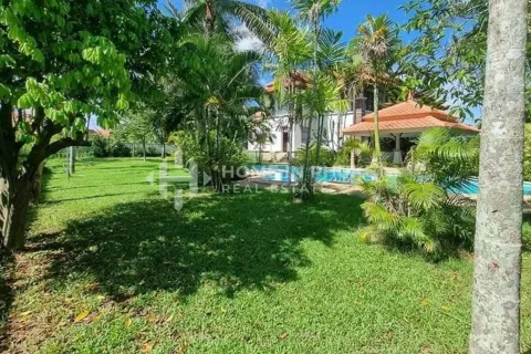 House in Kathu, Thailand 4 bedrooms № 131751 - photo 18