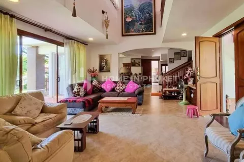 House in Kathu, Thailand 4 bedrooms № 131751 - photo 4