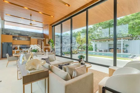 House in Phuket, Thailand 4 bedrooms № 131747 - photo 4