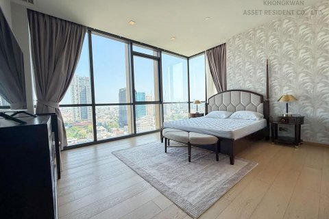Condo in Watthana, Bangkok, Thailand, 2 bedrooms  № 124024 - photo 7
