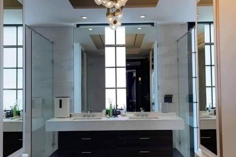 Condo à Watthana, Bangkok, Thaïlande, 4 chambres  № 124021 - photo 11