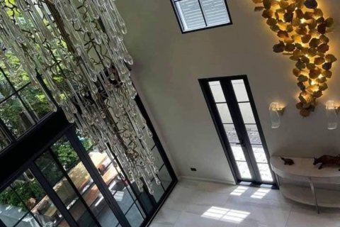 Condo à Watthana, Bangkok, Thaïlande, 4 chambres  № 124021 - photo 5