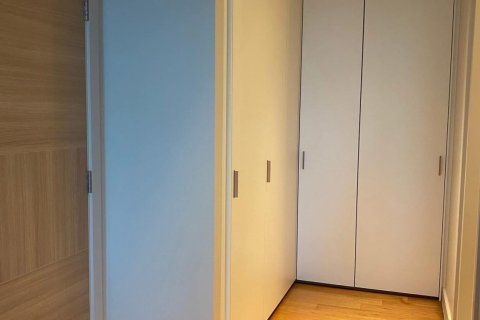 Condo in Pathum Wan, Bangkok, Thailand, 2 bedrooms  № 124025 - photo 12