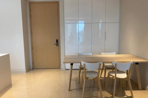Condo in Pathum Wan, Bangkok, Thailand, 2 bedrooms  № 124025 - photo 19
