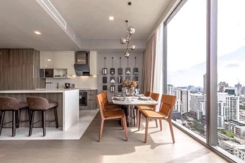 Кондоминиум с 3 спальнями в Ваттхане, Бангкок, Таиланд № 124020 - фото 11