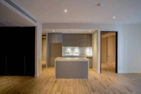 Condo in Bangkok, Thailand, 2 bedrooms № 101764 - photo 3