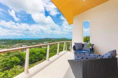 Villa in Ko Samui, Thailand 3 bedrooms № 107059 - photo 13