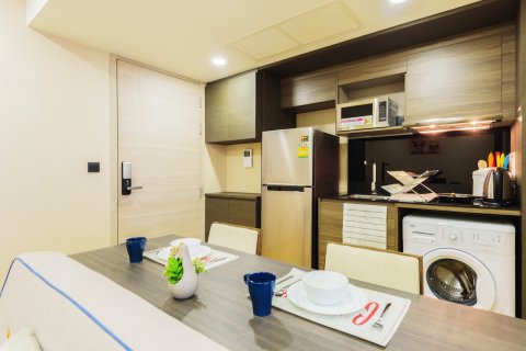 Кондоминиум с 1 спальней в Бангкоке, Таиланд № 143957 - фото 4