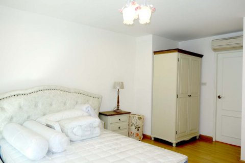 Кондоминиум с 2 спальнями в Бангкоке, Таиланд № 143960 - фото 8