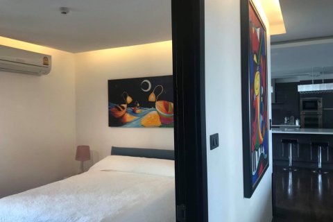 Condo in Bangkok, Thailand, 3 bedrooms  № 143955 - photo 10