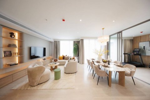 Кондоминиум с 2 спальнями в Бангкоке, Таиланд № 101947 - фото 1