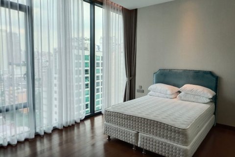 Кондоминиум с 2 спальнями в Ваттхане, Бангкок, Таиланд № 123701 - фото 11