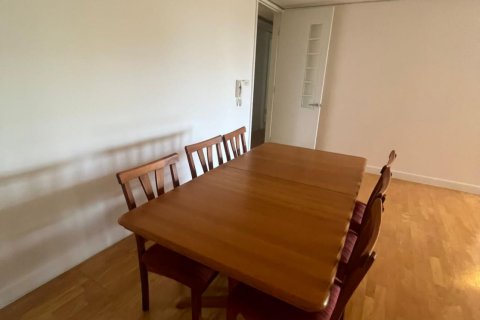 Condo in Sathon, Bangkok, Thailand, 3 bedrooms  № 123702 - photo 2