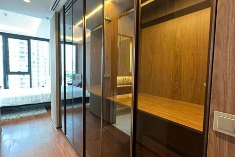 Condo in Khlong Toei, Bangkok, Thailand, 2 bedrooms  № 123699 - photo 4