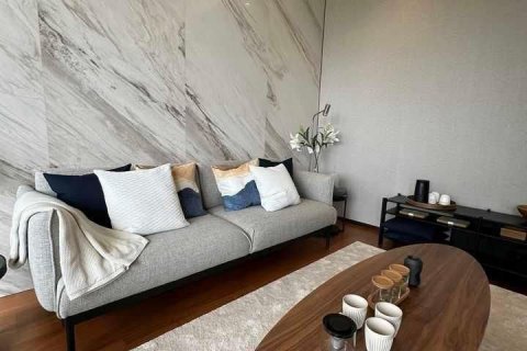 Condo in Khlong Toei, Bangkok, Thailand, 2 bedrooms  № 123699 - photo 5