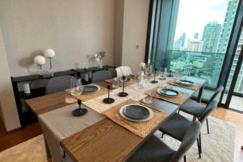 Condo in Khlong Toei, Bangkok, Thailand, 2 bedrooms  № 123699 - photo 7