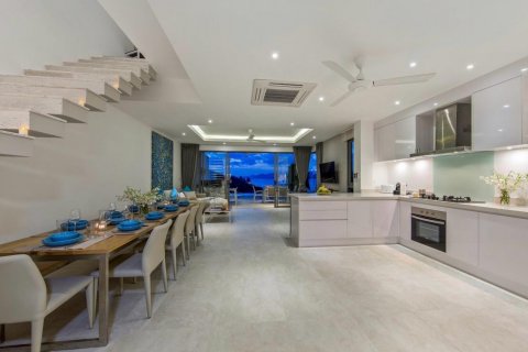 House in Ko Samui, Thailand 4 bedrooms № 123552 - photo 8