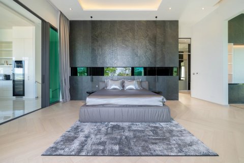 Villa in Phuket, Thailand 5 bedrooms № 123559 - photo 17