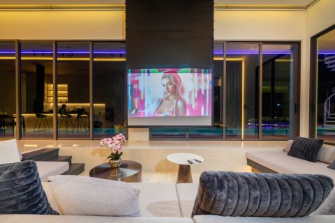 Villa in Phuket, Thailand 5 bedrooms № 123559 - photo 8