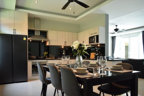 Дом в Паттайе, Таиланд с 4 спальнями  № 123560 - фото 12