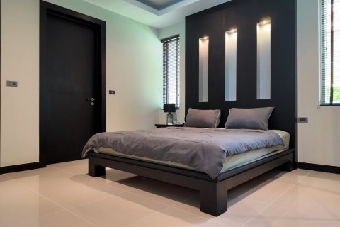 Дом в Паттайе, Таиланд с 4 спальнями  № 123560 - фото 26