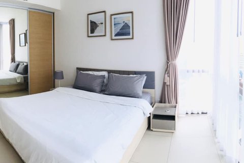 Condo in Bangkok, Thailand, 2 bedrooms  № 143379 - photo 9