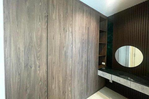 Condo in Bangkok, Thailand, 2 bedrooms  № 143382 - photo 7