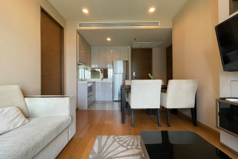 Кондоминиум с 2 спальнями в Ян Наве, Бангкок, Таиланд № 143378 - фото 2