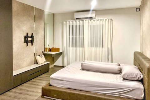 Дом в Бангкоке, Таиланд с 3 спальнями  № 126698 - фото 4