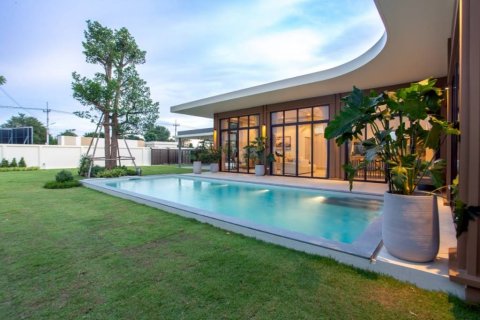 Villa in Hua Hin, Thailand 3 bedrooms № 126696 - photo 3