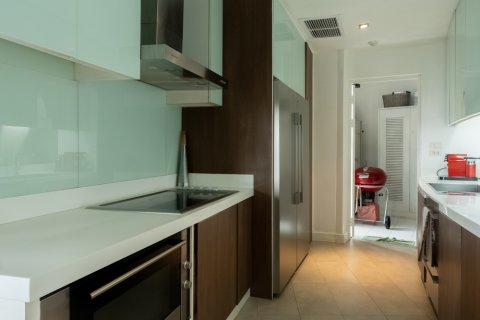 Кондоминиум с 2 спальнями в Бангкоке, Таиланд № 143616 - фото 8